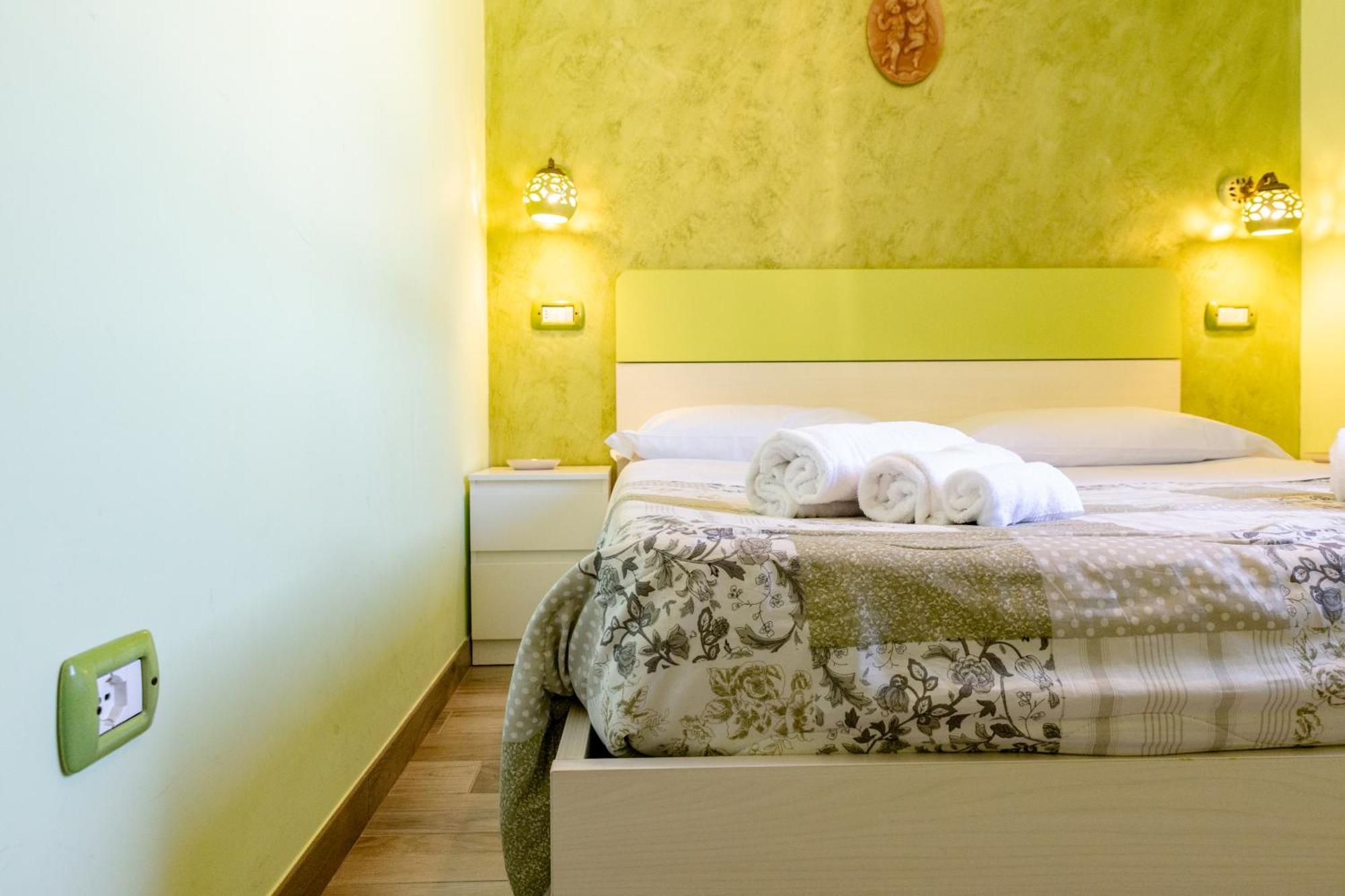 Domus Angeli Hotell Assisi Exteriör bild
