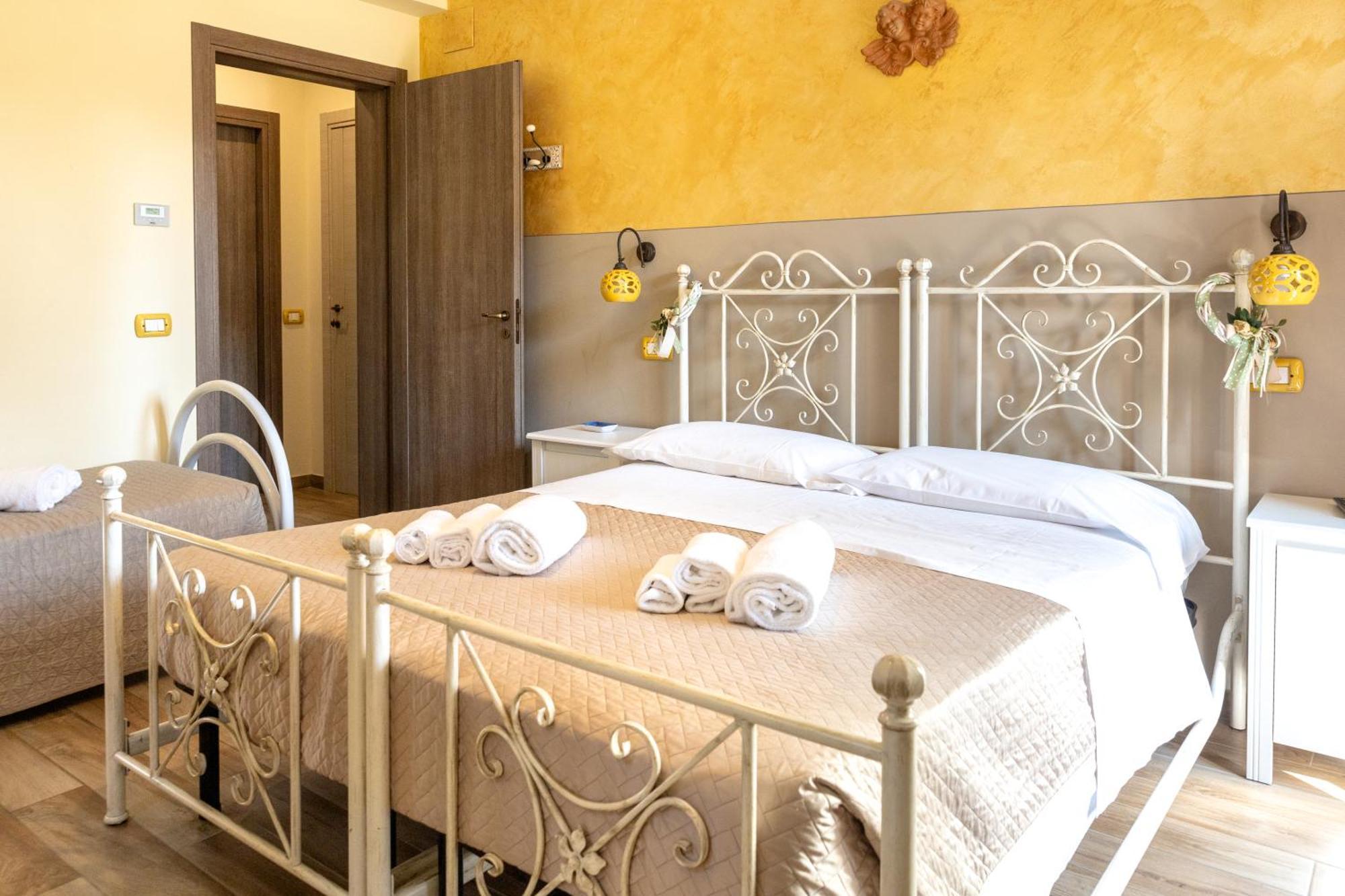 Domus Angeli Hotell Assisi Exteriör bild
